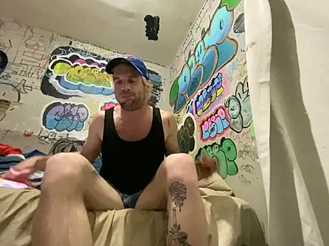 gothboiplzty online show from 06/18/26, 07:52
