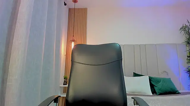 Snapshot of Victoria_Rosee chatting on 06/27/26, 01:39 Victoria Rosee online show from 06/27/26, 01:39