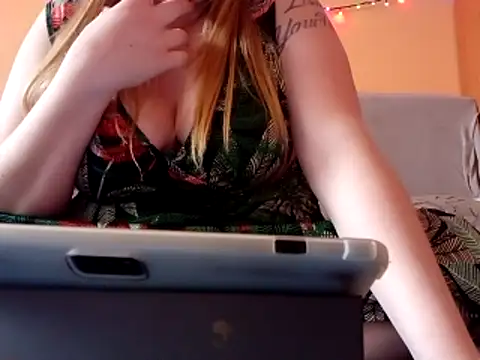 trixye21 online show from 02/23/26, 08:55