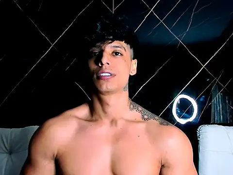 Wolfe Owen online show from 03/06/26, 04:25