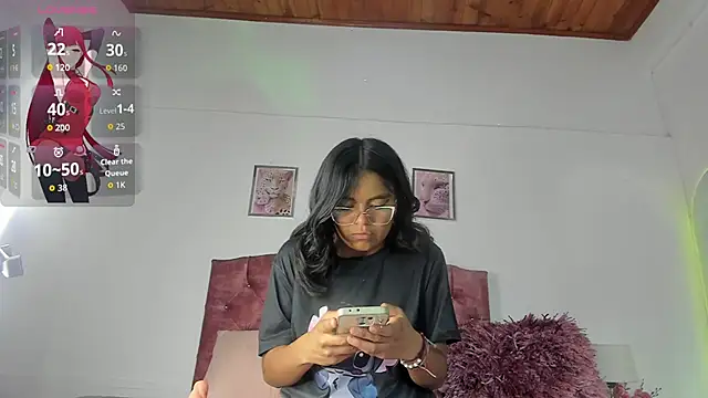 luna velveth online show from 03/16/26, 02:28