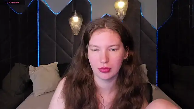 Luna Tide online show from 04/29/26, 11:33