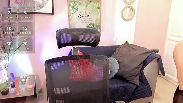 Snapshot of Monic_Bellucci chatting on 02/20/26, 03:23 Monic Bellucci online show from 02/20/26, 03:23