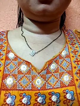 PARI51 online show from 04/12/26, 07:52