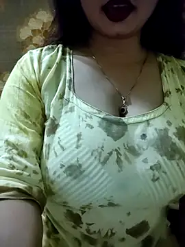 Snapshot of PARI51 chatting on 06/23/26, 08:07 PARI51 online show from 06/23/26, 08:07