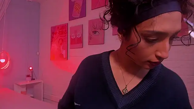 Snapshot of Cleo_Foxx chatting on 06/10/26, 12:04 Cleo Foxx online show from 06/10/26, 12:04