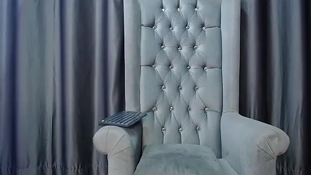 Ellie Dollie online show from 07/04/26, 10:16