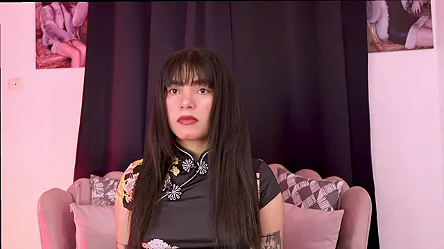 dakotacollins  online show from 04/11/26, 03:22