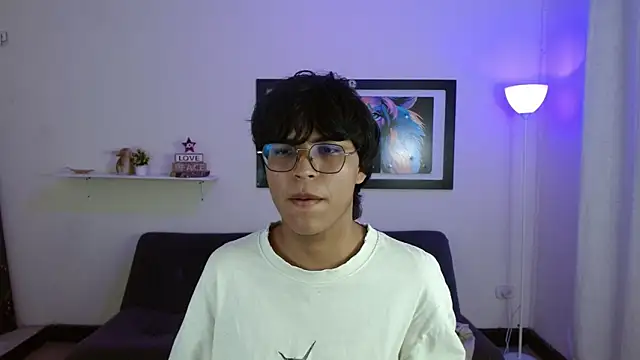 Snapshot of Maecum18 chatting on 02/18/26, 09:33 Maecum18 online show from 02/18/26, 09:33