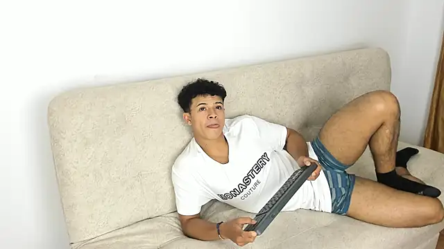 Snapshot of _Alex_Colton chatting on 02/09/26, 01:20 Alex Colton online show from 02/09/26, 01:20