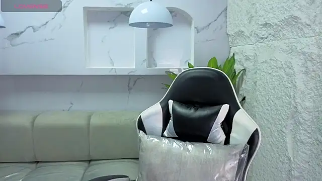 Snapshot of aurora_tp chatting on 02/10/26, 07:07 aurora tp online show from 02/10/26, 07:07