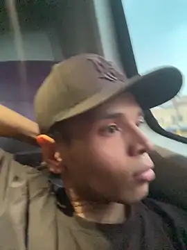 Alejandroo Montenegro online show from 02/28/26, 08:43