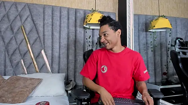 dafne and erick  online show from 07/11/26, 04:26