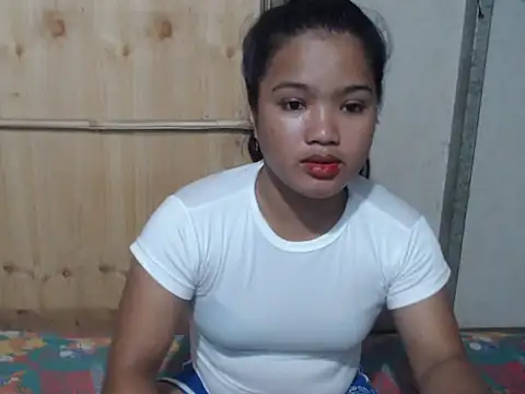 yummydelitex online show from 04/15/26, 12:39