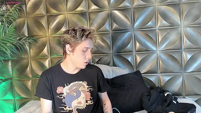 DannyParker  online show from 03/14/26, 04:51