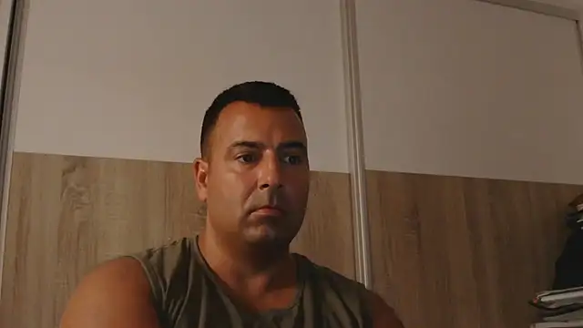 Snapshot of VanillaTime78-Jorge chatting on 06/19/26, 07:23 VanillaTime78-Jorge online show from 06/19/26, 07:23