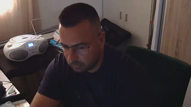 Snapshot of VanillaTime78-Jorge chatting on 07/06/26, 02:36 VanillaTime78-Jorge online show from 07/06/26, 02:36