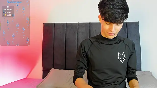 axxxel twink online show from 03/23/26, 02:04