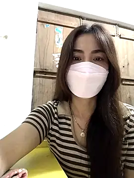 Baby-sexytits2026 online show from 04/09/26, 08:58