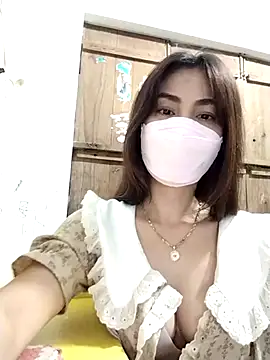 Baby-sexytits2026 online show from 05/17/26, 11:17