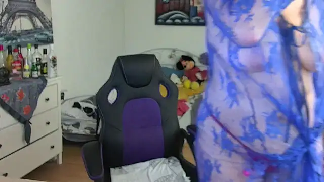 Sylly online show from 03/16/25, 02:22