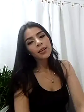 EvaMiranda online show from 06/11/26, 04:10