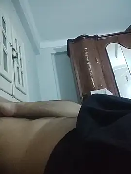 Snapshot of amirMohamed58 chatting on 02/03/26, 01:37 amirMohamed58 online show from 02/03/26, 01:37