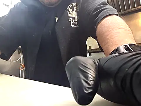 bischo666 online show from 03/18/26, 01:36