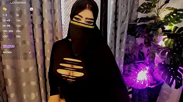 Snapshot of leyla_ali4 chatting on 02/14/26, 11:40 leyla ali4 online show from 02/14/26, 11:40