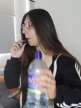 Snapshot of Nikolth_4 chatting on 02/08/26, 06:00 Nikolth 4 online show from 02/08/26, 06:00