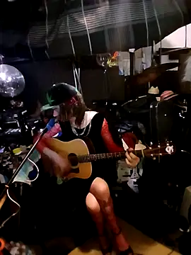 AllucyLu online show from 02/15/26, 07:51