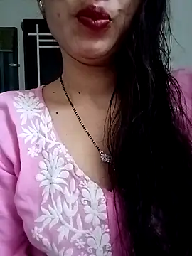 Snapshot of khushi_rawat chatting on 02/27/26, 05:40 khushi rawat online show from 02/27/26, 05:40