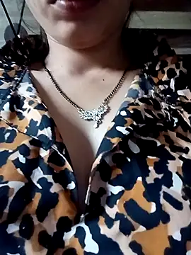 Snapshot of khushi_rawat chatting on 03/02/26, 11:28 khushi rawat online show from 03/02/26, 11:28