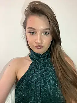 Green eyes lady online show from 06/03/26, 12:52