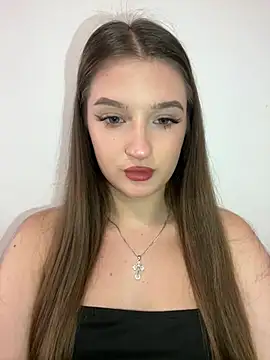 Green eyes lady online show from 07/04/26, 03:51