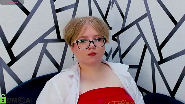 Lauraaa Smith online show from 02/10/26, 02:04