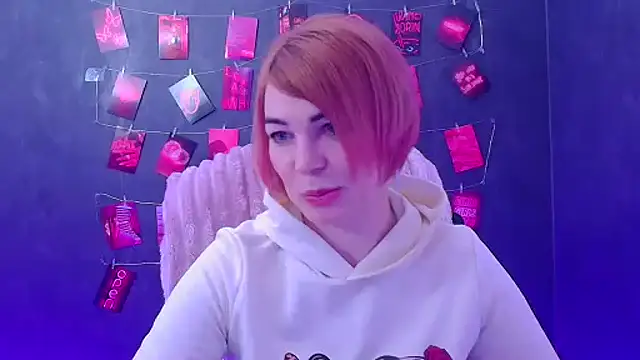 CuttieEmma online show from 03/29/26, 11:32