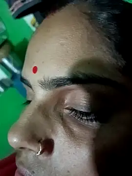 Priyakoli4568 online show from 04/17/26, 03:48