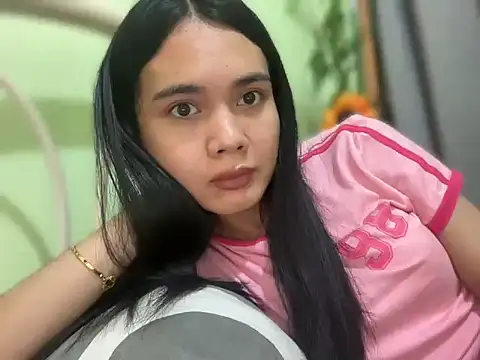 Snapshot of devine_goddess chatting on 02/27/26, 11:21 devine goddess online show from 02/27/26, 11:21