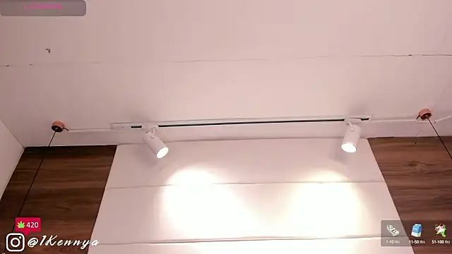 Snapshot of Kennya_Rodriguez chatting on 12/10/24, 07:26 Kennya Rodriguez online show from 12/10/24, 07:26