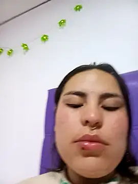 Snapshot of Kennya_Rodriguez chatting on 02/13/25, 09:20 Kennya Rodriguez online show from 02/13/25, 09:20