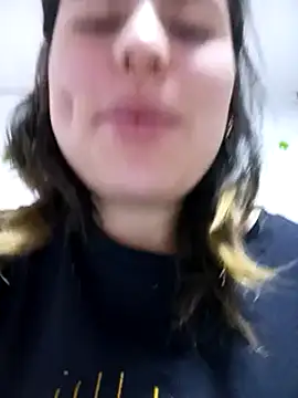 Kennya Rodriguez online show from 03/11/25, 11:33