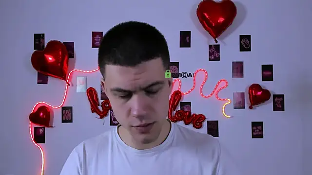 neo raze online show from 02/15/26, 07:43