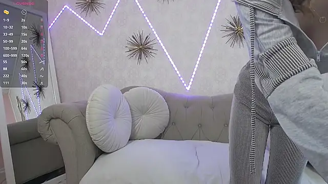 Snapshot of DreamyRosie chatting on 02/02/26, 12:59 DreamyRosie online show from 02/02/26, 12:59