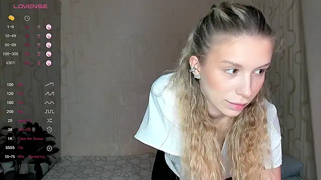 Elysia kiss online show from 02/09/26, 05:00