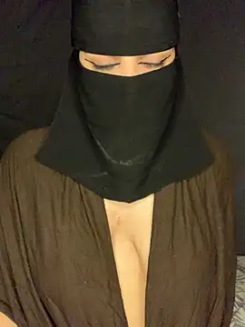 Gamila  online show from 03/26/26, 04:18