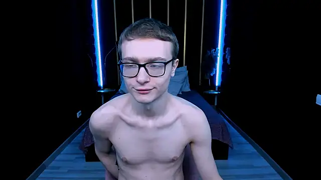 Snapshot of Emmit_Barker chatting on 03/11/26, 10:10 Emmit Barker online show from 03/11/26, 10:10