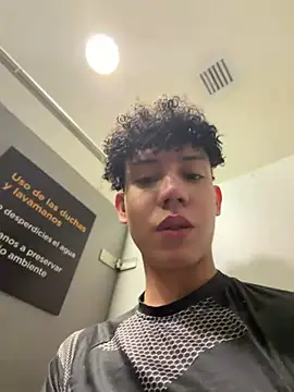 Snapshot of yoursexyjose chatting on 07/10/26, 10:01 yoursexyjose online show from 07/10/26, 10:01