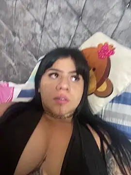 Luna bigtitss777 online show from 02/15/26, 06:32