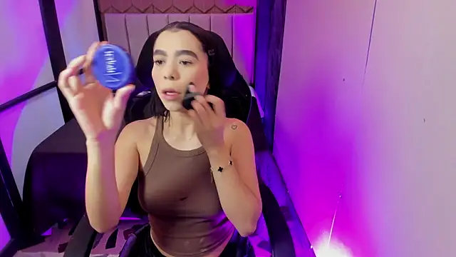 Snapshot of GemmaBrown chatting on 03/12/26, 12:33 GemmaBrown online show from 03/12/26, 12:33